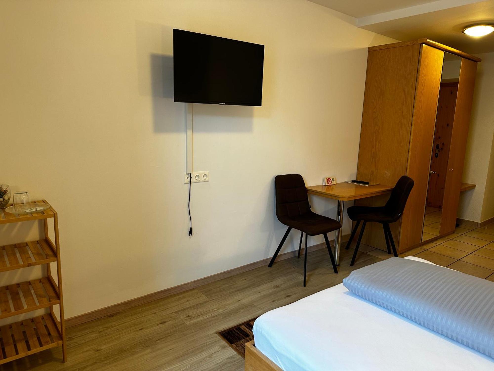 Bed and Breakfast Goldener Adler Scharnitz Zewnętrze zdjęcie