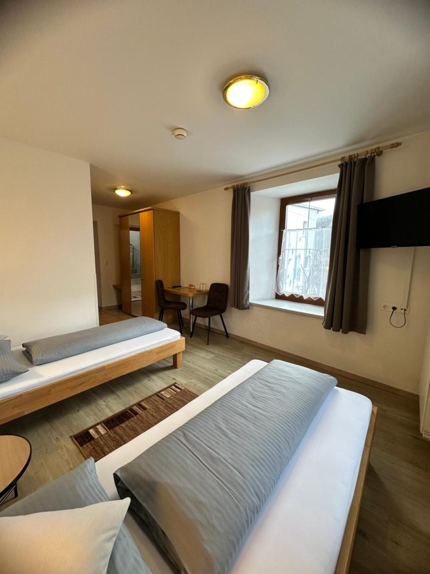 Bed and Breakfast Goldener Adler Scharnitz Zewnętrze zdjęcie