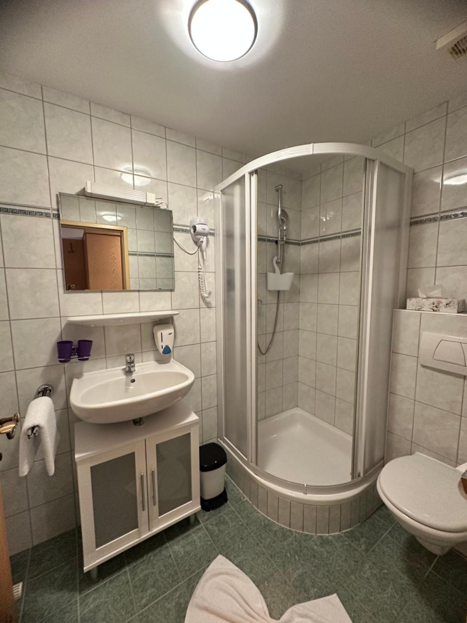 Bed and Breakfast Goldener Adler Scharnitz Zewnętrze zdjęcie